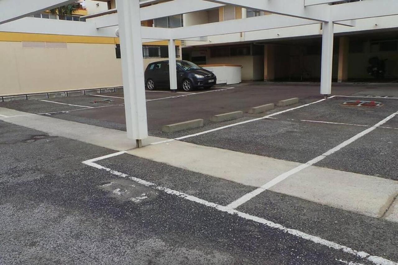 F2 Entier Canet Vue Mer // Balcon + Parking Ngoại thất bức ảnh